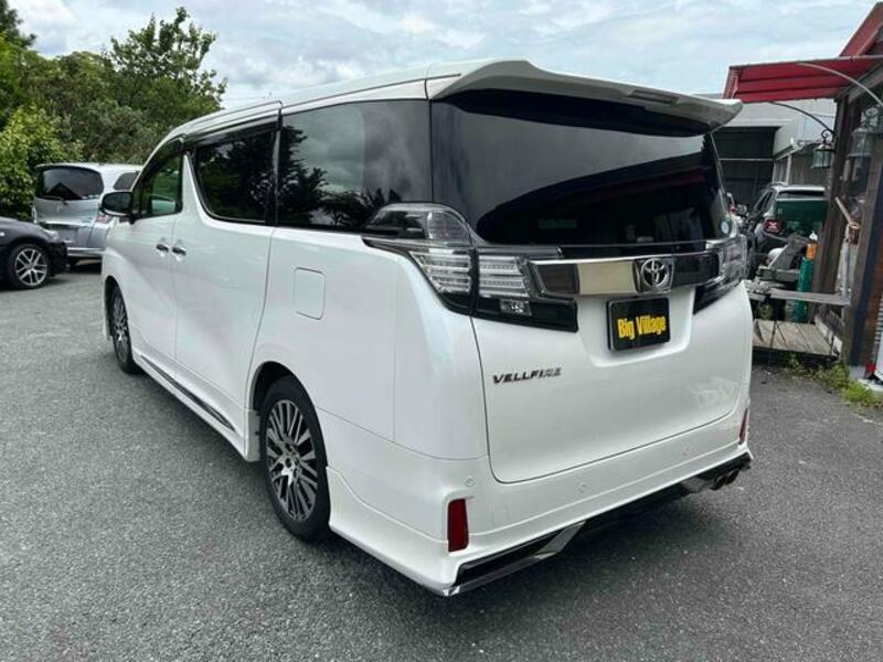 VELLFIRE