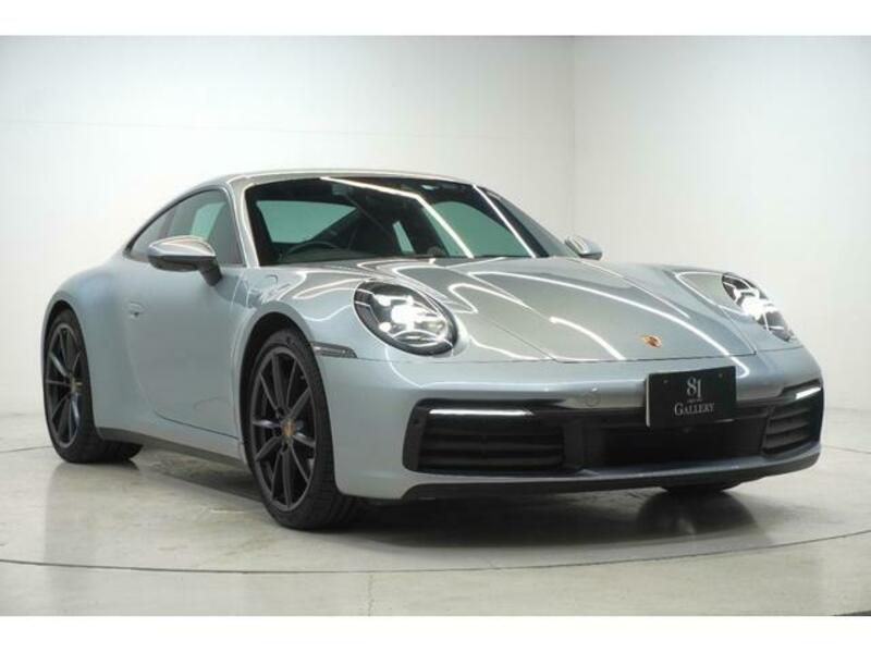 911