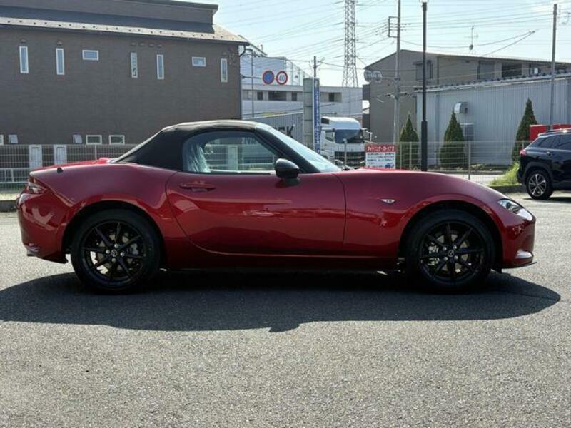 ROADSTER