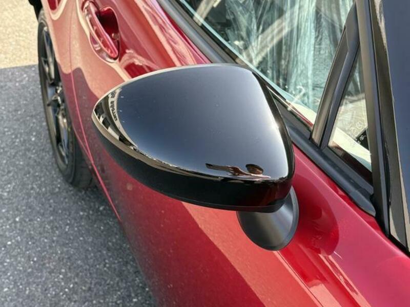 ROADSTER