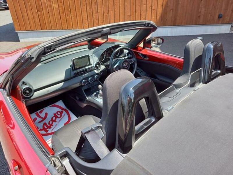 ROADSTER