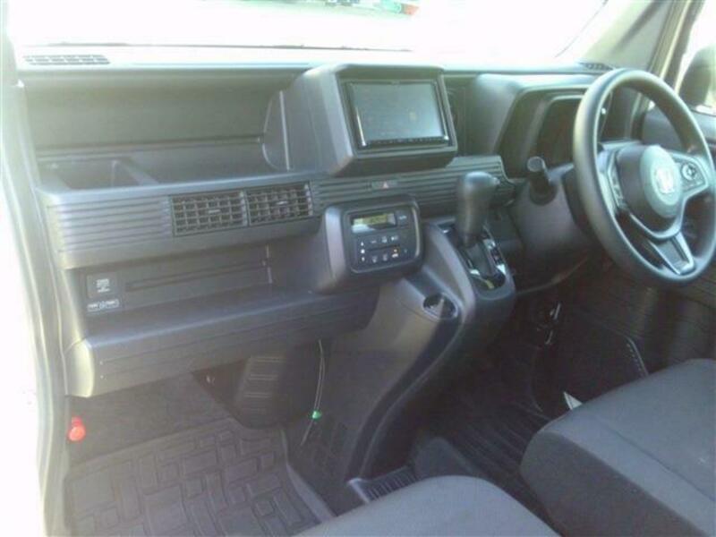N-VAN