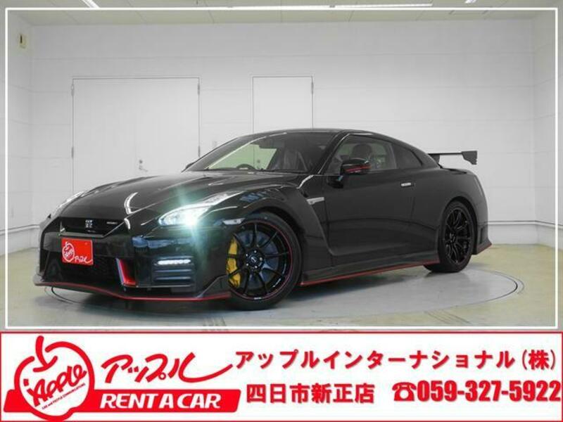 NISSAN GT-R