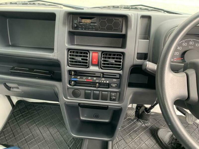 MINICAB TRUCK
