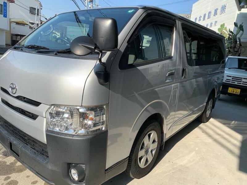 HIACE VAN