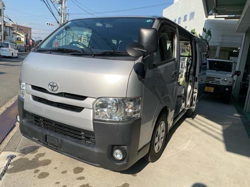 HIACE VAN