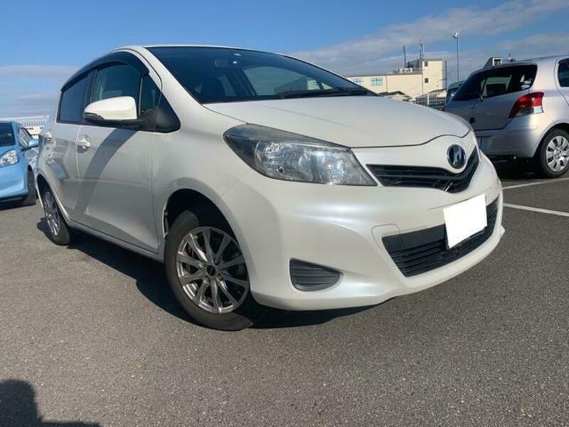 TOYOTA VITZ