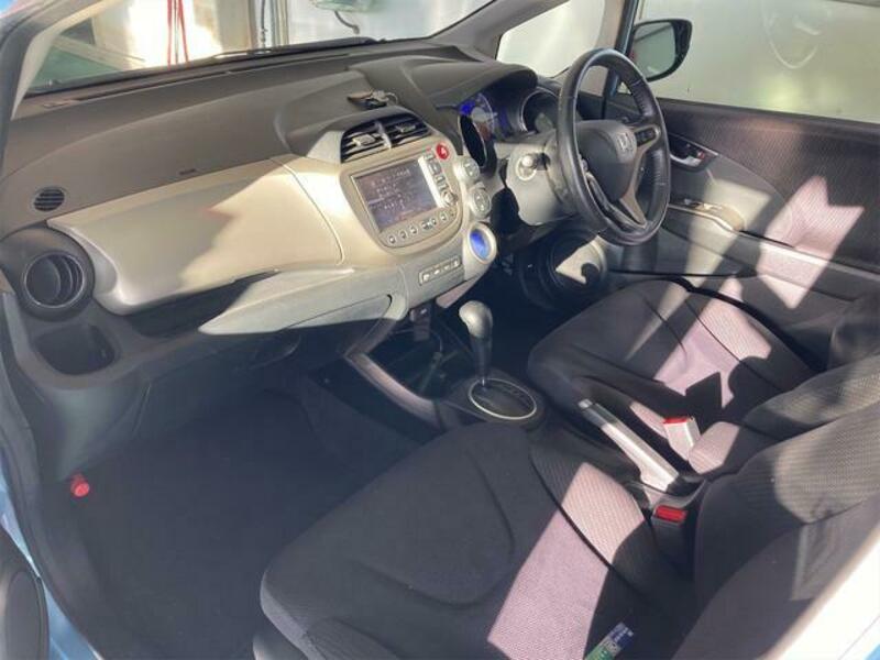 FIT HYBRID