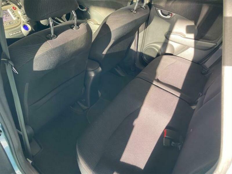 FIT HYBRID
