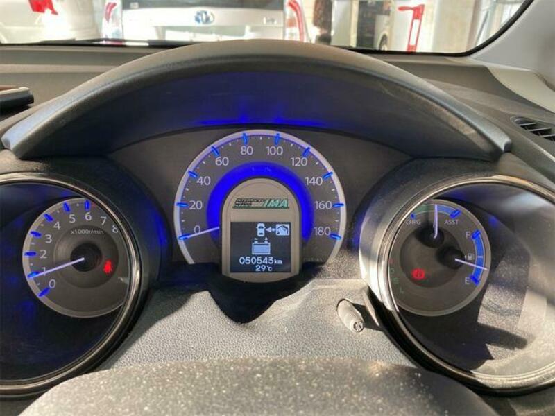 FIT HYBRID