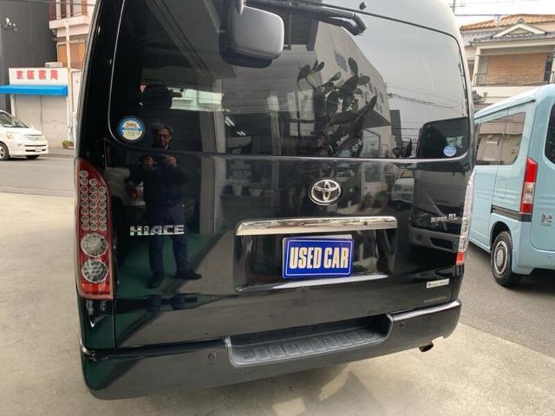 HIACE VAN