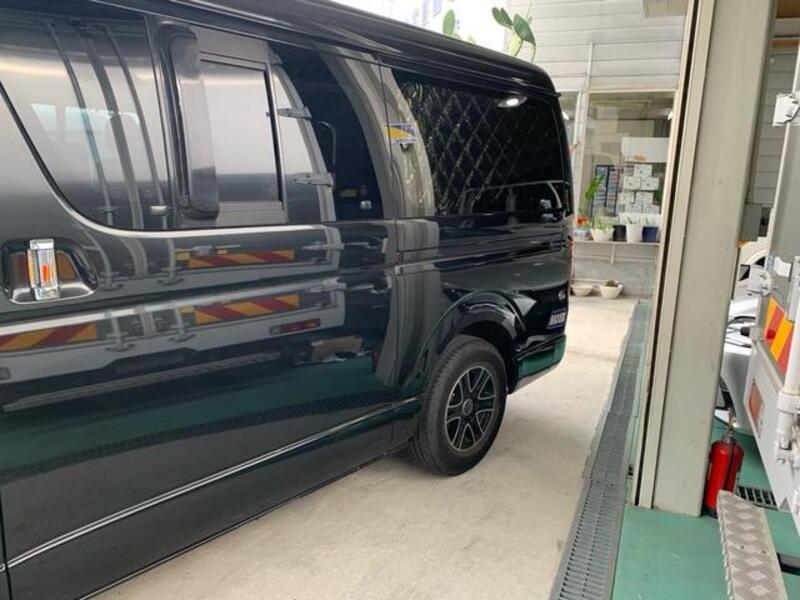 HIACE VAN