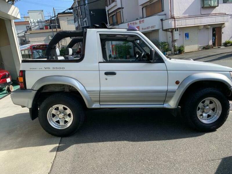 PAJERO