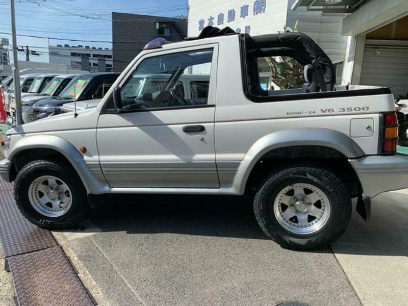 PAJERO