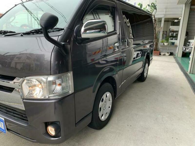 HIACE VAN