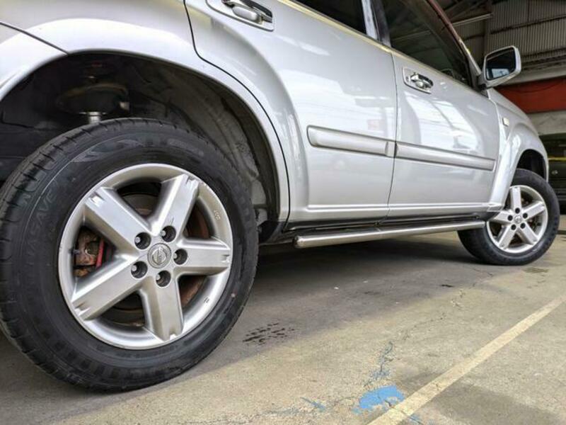 X-TRAIL