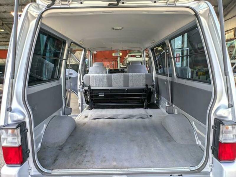 BONGO VAN