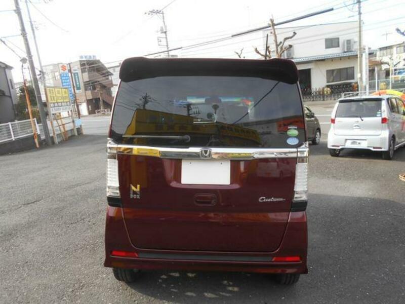 N BOX CUSTOM
