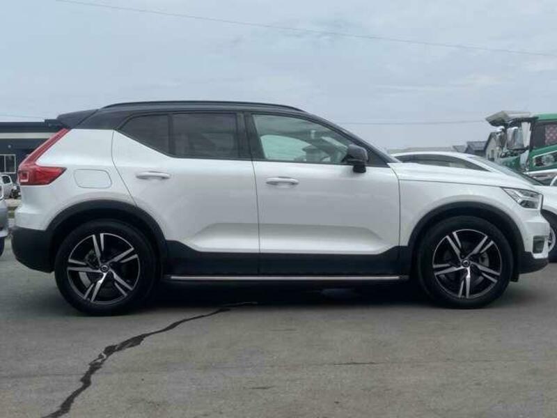 XC40