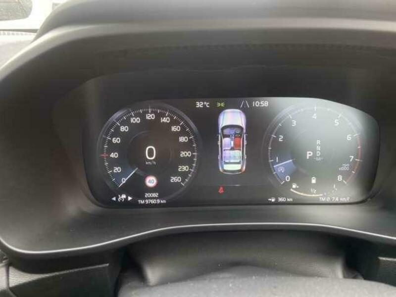 XC40