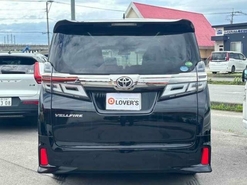 VELLFIRE