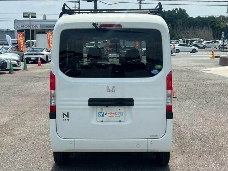 N-VAN