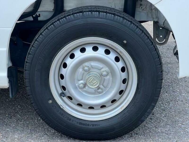 N-VAN