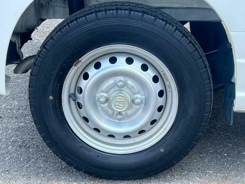 N-VAN