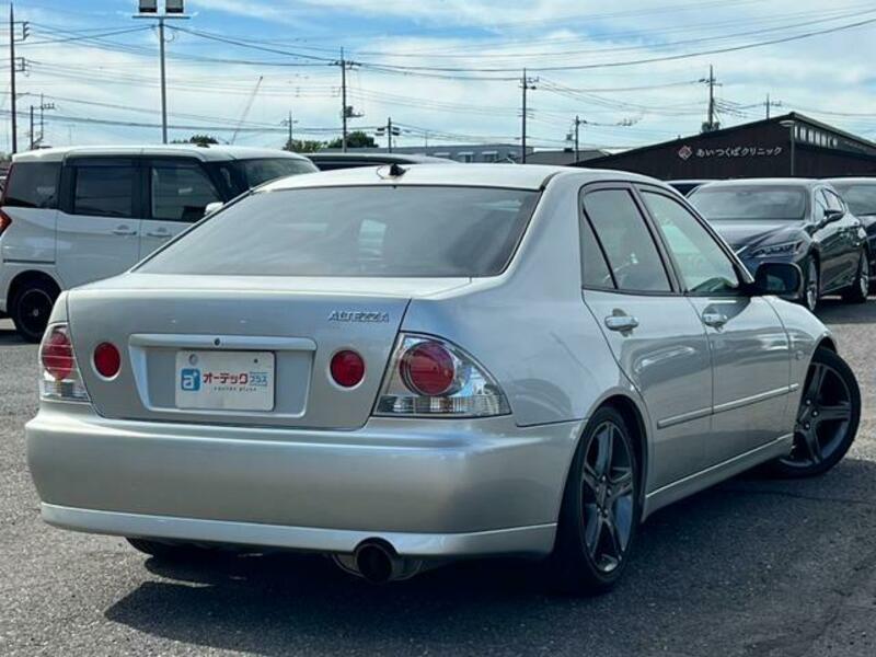 ALTEZZA