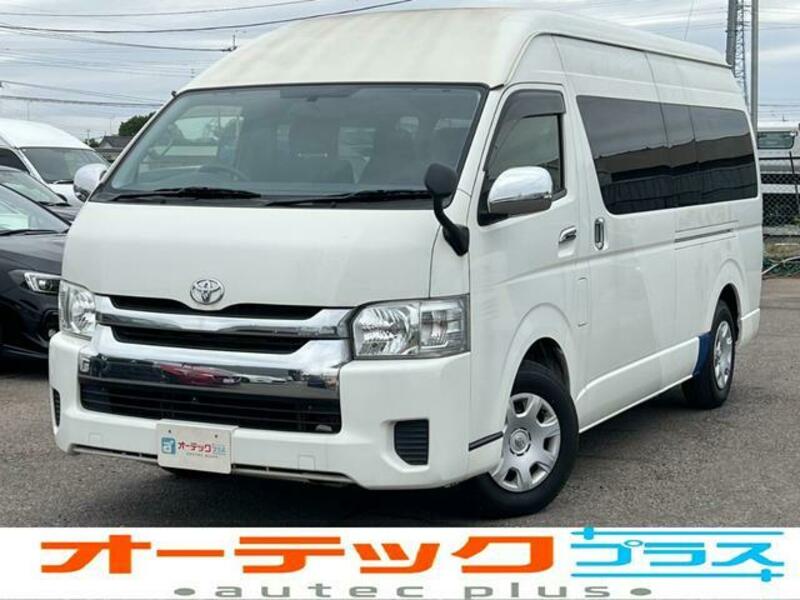 TOYOTA HIACE WAGON