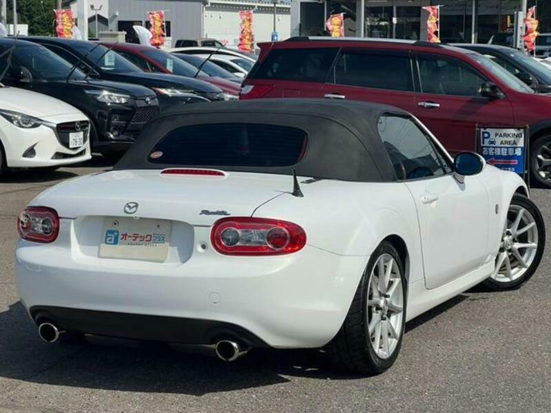 ROADSTER