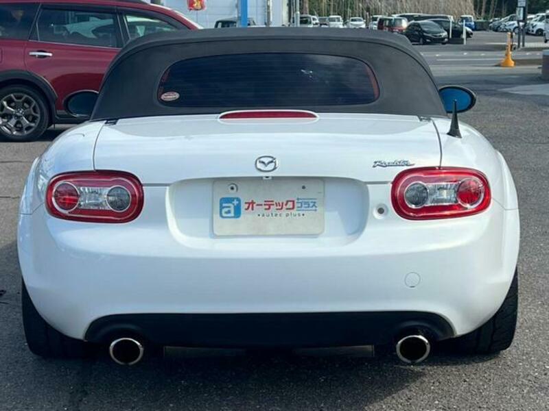 ROADSTER