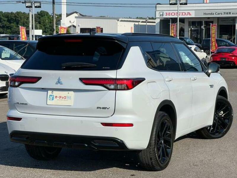 OUTLANDER PHEV
