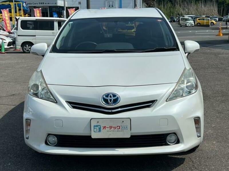 PRIUS ALPHA