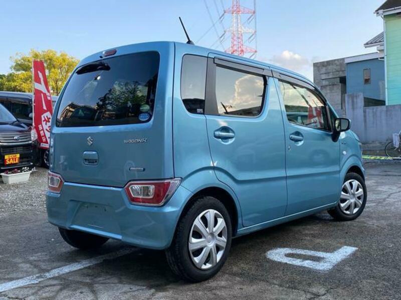 WAGON R