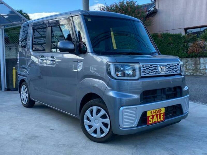 DAIHATSU WAKE
