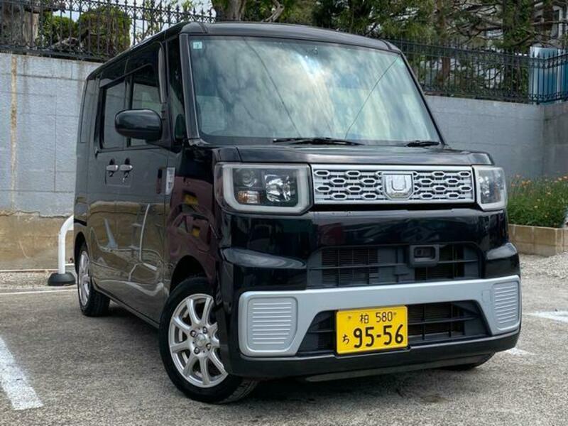 DAIHATSU WAKE
