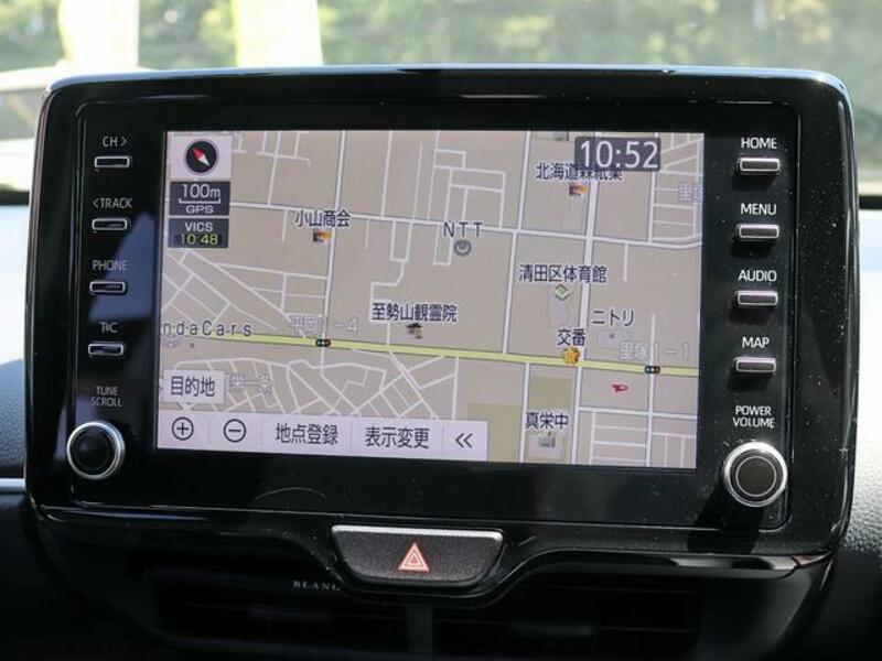 YARIS CROSS