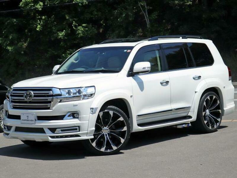 LAND CRUISER