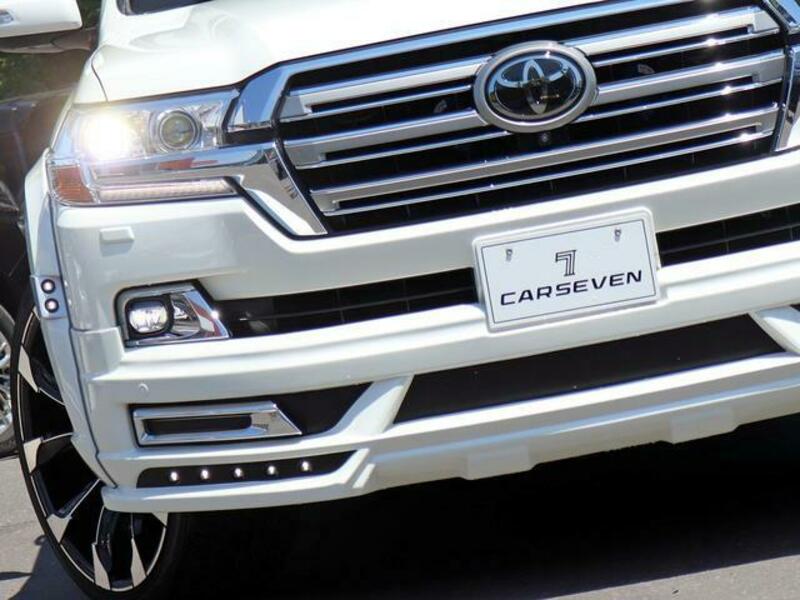LAND CRUISER