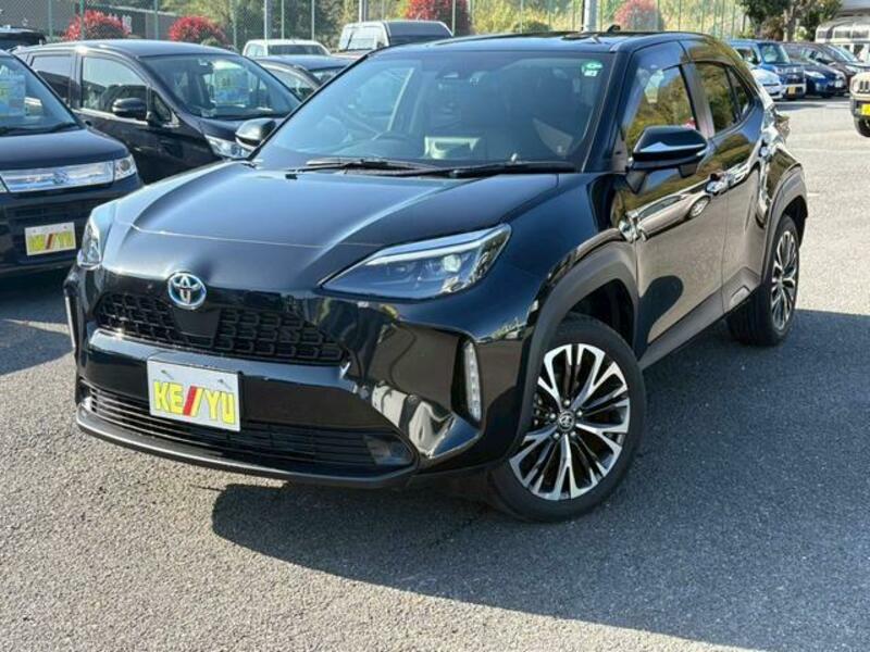 YARIS CROSS