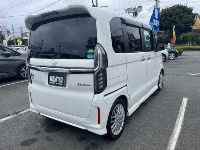 N BOX CUSTOM