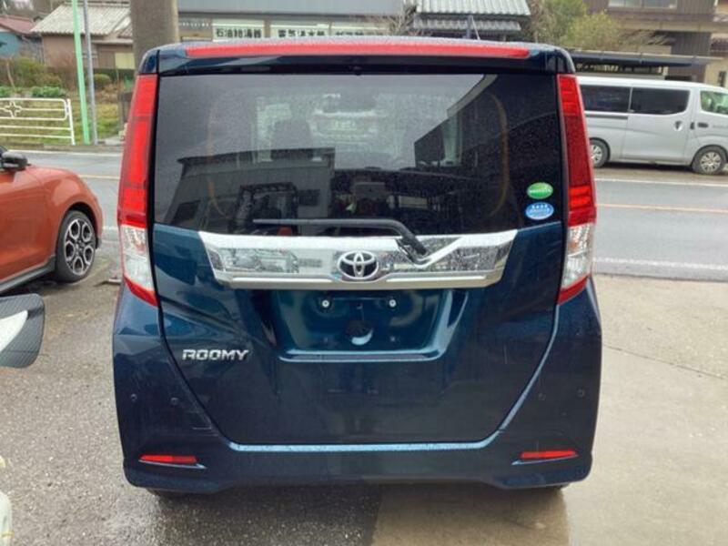 ROOMY