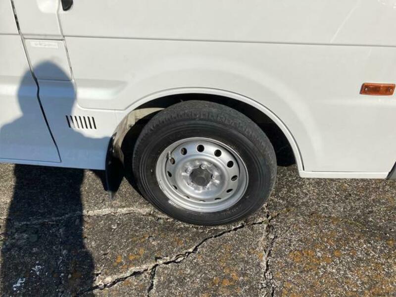 BONGO VAN