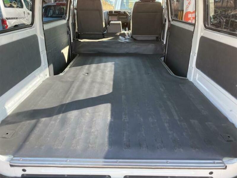 BONGO VAN