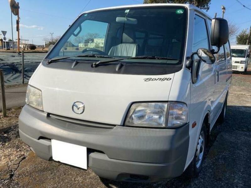 BONGO VAN-0