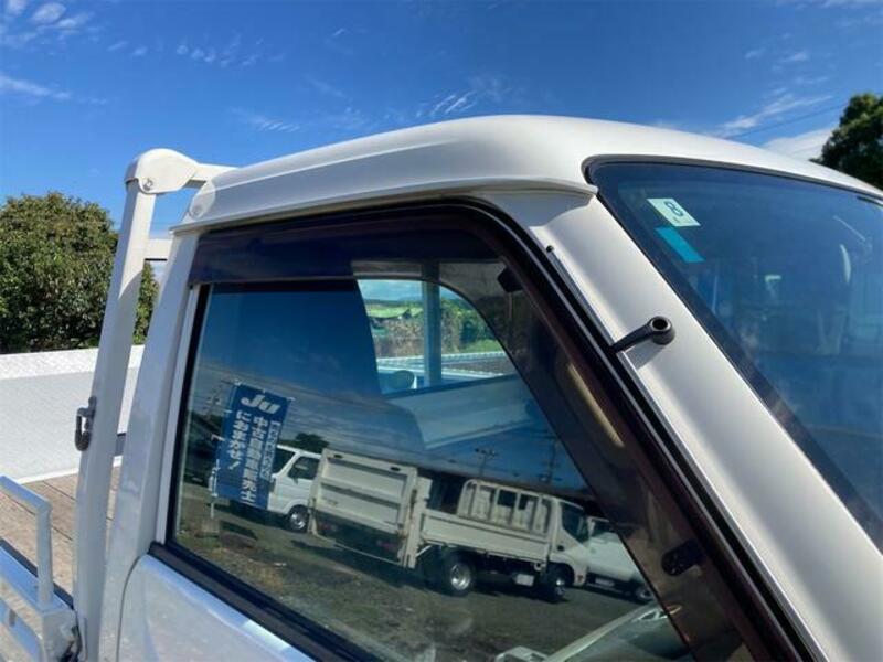 BONGO TRUCK