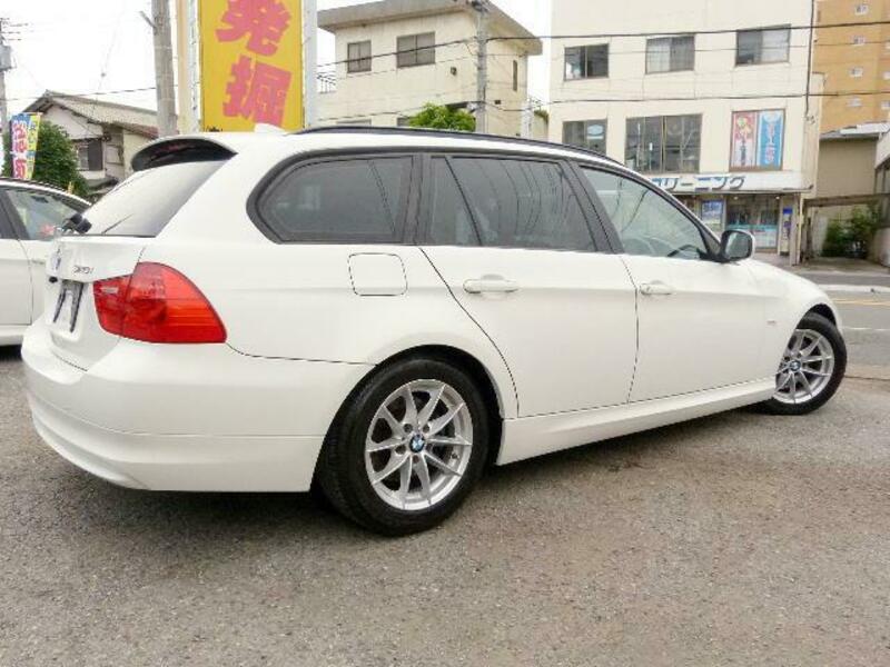 3 SERIES