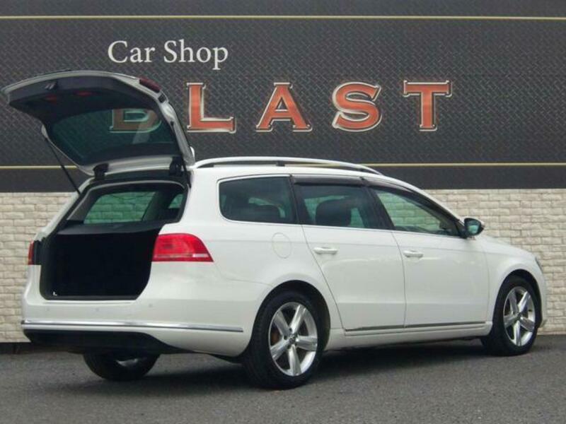 PASSAT VARIANT