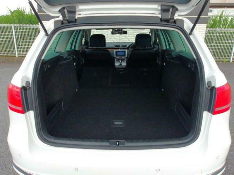 PASSAT VARIANT
